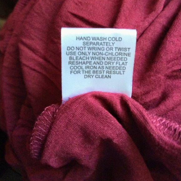 HIPPIE ROSE The Cozy Tee Top Size XS Dixie Garnet V Neck Long Sleeve - Picture 7 of 7